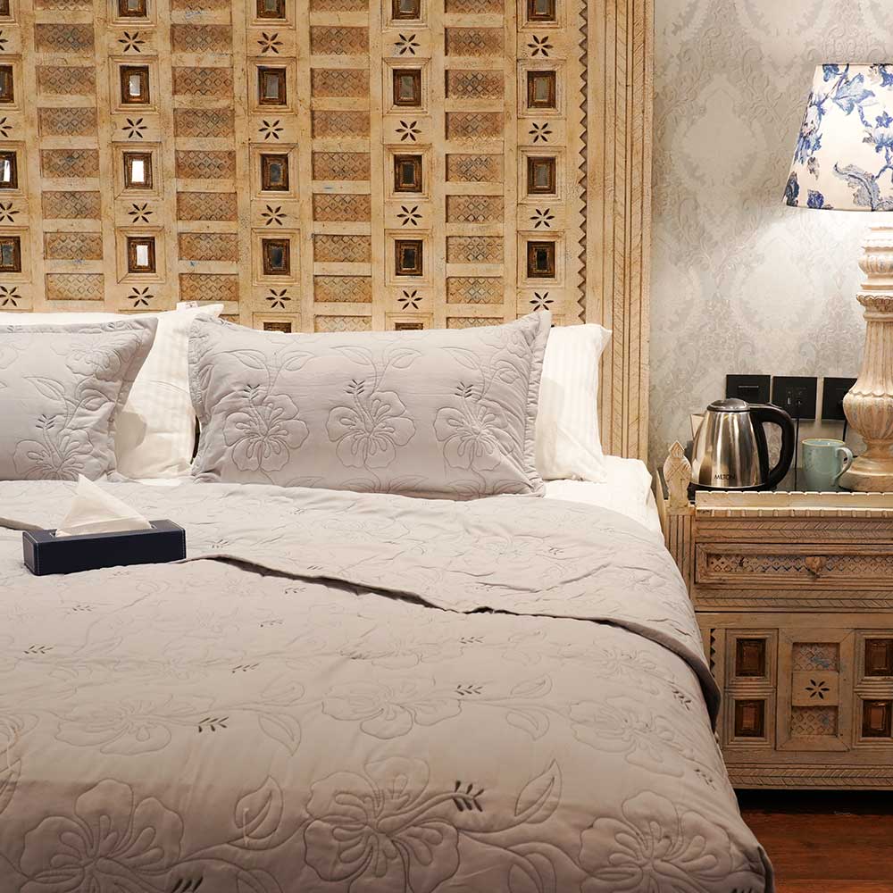 Soft Bloom Quilted Double Bed Cover with Pillow Case Set