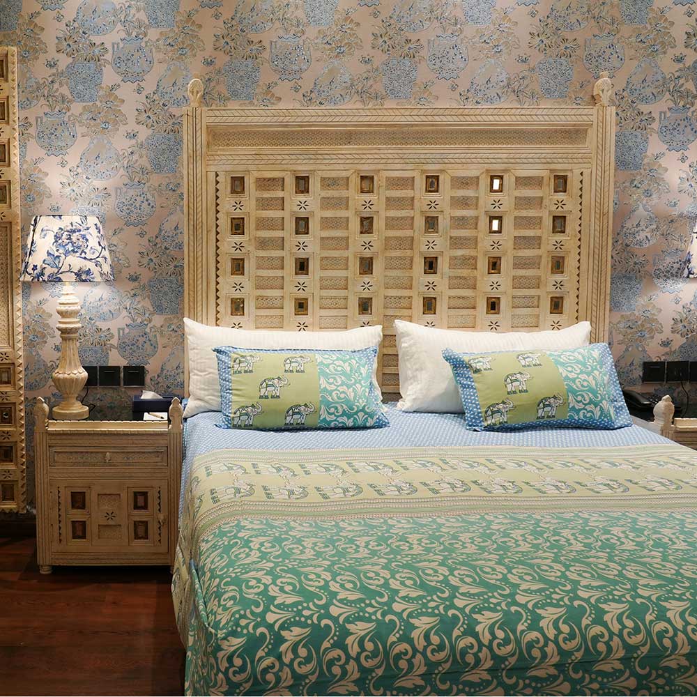 King Size Pure Cotton Safari Delight Double Bed sheet with Pilow Case Set