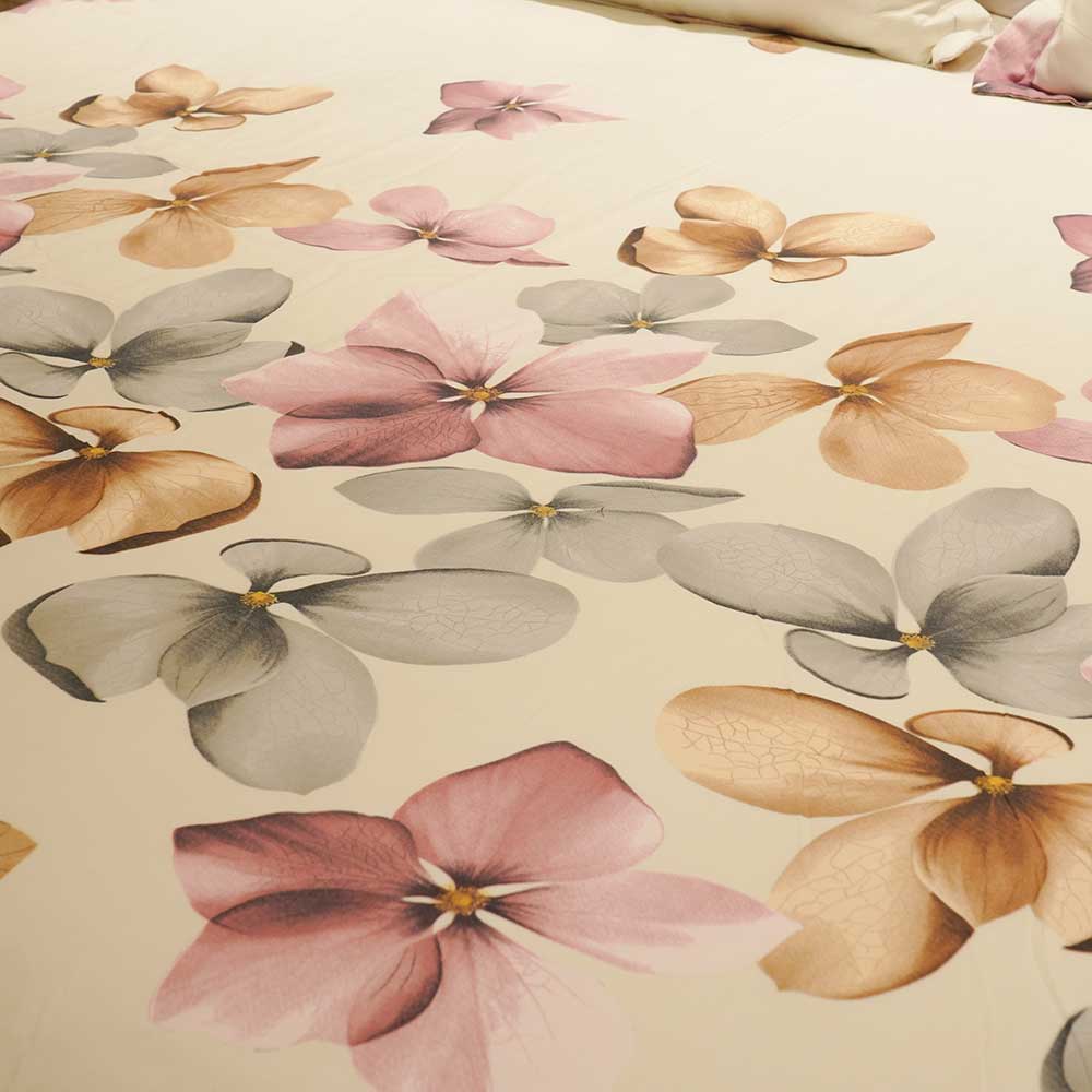 Ethereal Bloom Double Bed sheet with Pilow Case Set