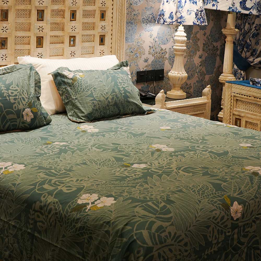 Pastel Green Garden Double Bed sheet with Pilow Case Set